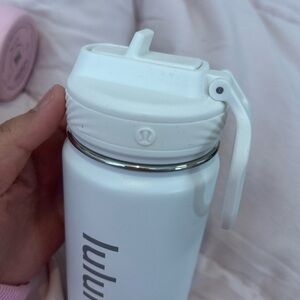 LULULEMON WATER BOTTLE